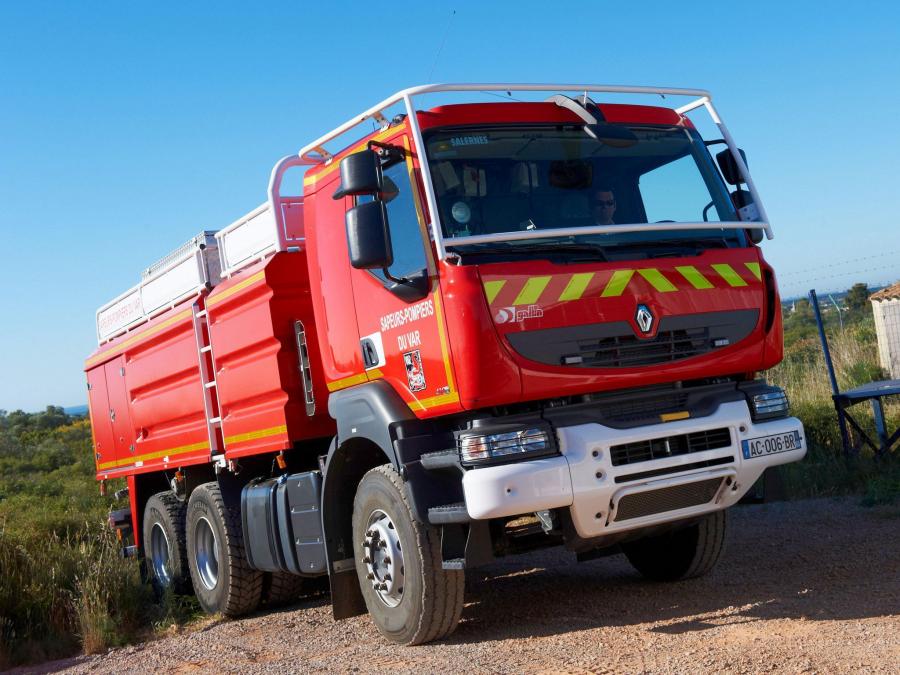 Renault Kerax 6x4 Firetruck 1996 года  (фото 2 из 2)